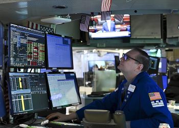 New York borsası yükselişle açıldı