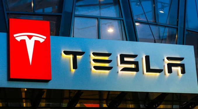 Tesla hisseleri değer kaybediyor