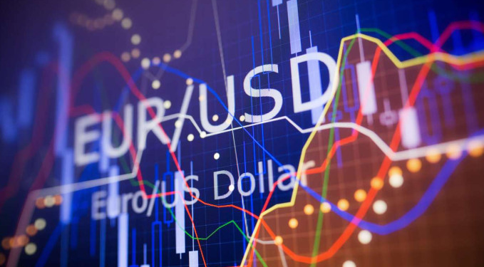 Trump’ın vergi indirimleri altında euro, dolara karşı %10 düşebilir