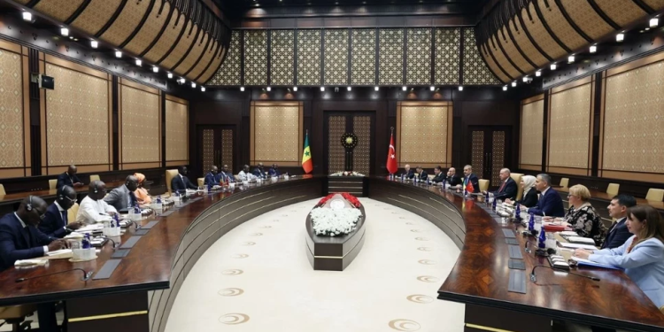 Türkiye ile Senegal arasındaki ortak anlaşmalar imza altına alındı