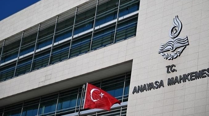 AYM, 5 siyasi parti için mali denetim kararı aldı