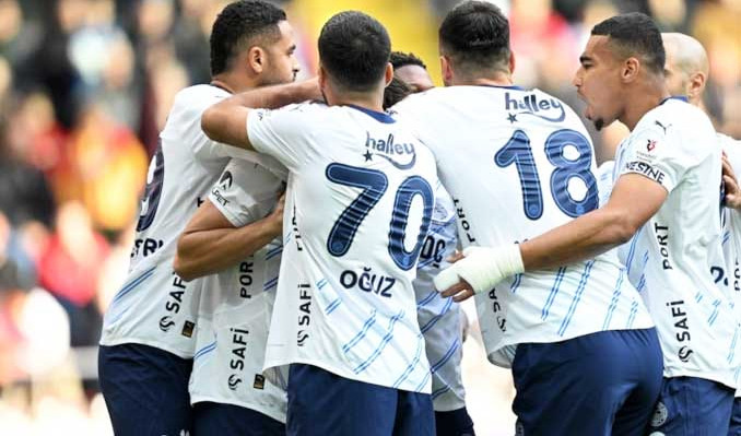 Fenerbahçe, Kayserispor deplasmanında gol olup yağdı