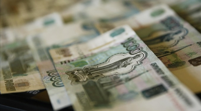 Rusya döviz alımlarını sene sonuna kadar durdurdu