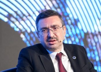 SPK Başkanı Gönül, gayrimenkul zirvesinde konuştu