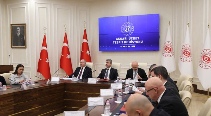 Asgari ücrette ikinci toplantı sona erdi! İlk açıklama TÜRK-İŞ’ten