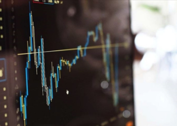 BİST’ten haftanın son gününde 3 hisseye tedbir kararı