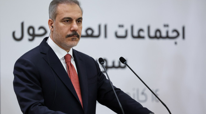 Bakan Fidan: İsrail’in Suriye’ye saldırıları anında durmalı