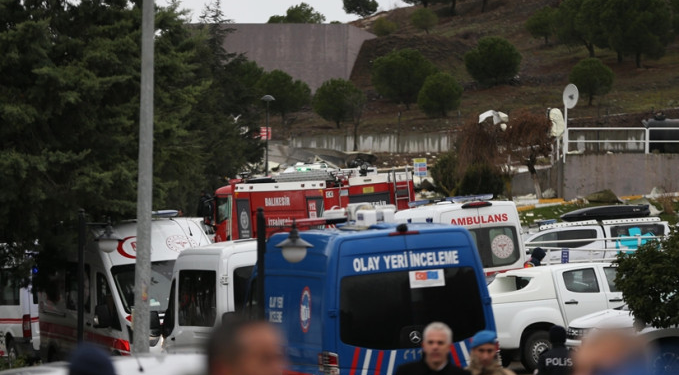 Balıkesir’de mühimmat üretilen fabrikada patlama: Ölü ve yaralılar var!