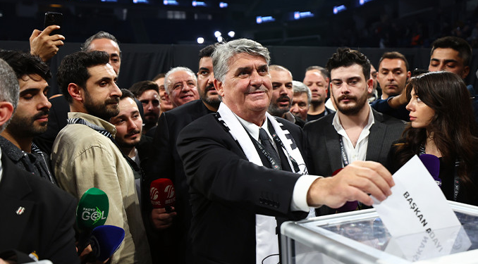 Beşiktaş’ın yeni başkanı Serdal Adalı