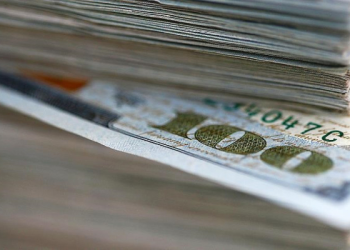 Cari denge ekimde beklentileri aştı