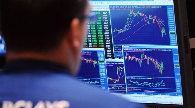 New York borsası Fed kararı öncesi düşüşle kapandı