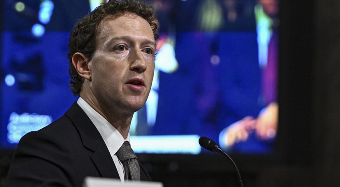 Zuckerberg’den 2.2 milyar dolarlık hisse satışı