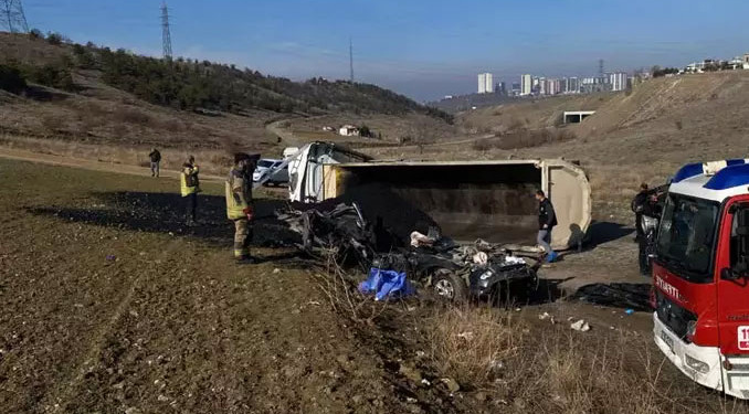 3 belediye personeli feci kazada can verdi
