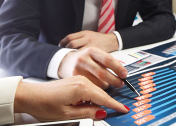 BIST 100 endeksi haftalık bazda yüzde 0,99 değer kaybetti