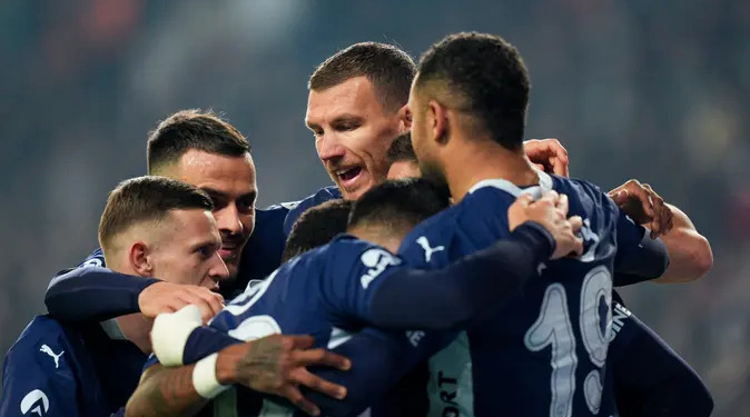 Fenerbahçe Konya’dan 3 puanı 3 golle aldı