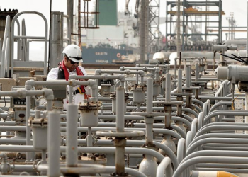 İran, Çin’de depoladığı petrolü sattı mı?