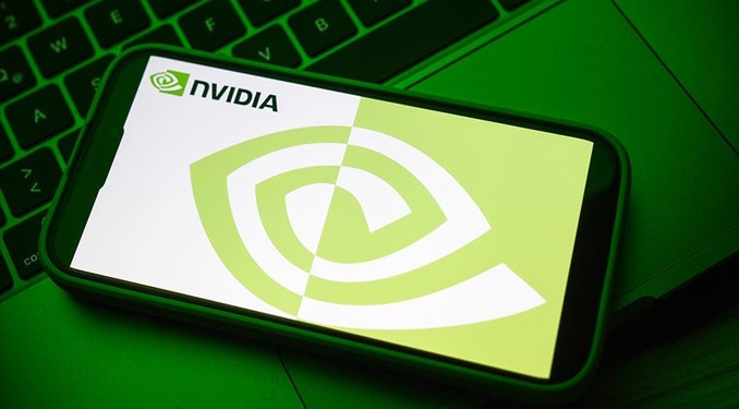 Nvidia’ya DeepSeek darbesi: Piyasa değeri yarım trilyon dolar düştü