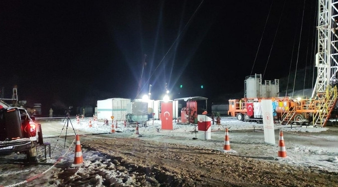 Şırnak’ta yeni yılın ilk petrol sondaj kuyusu açıldı