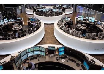 Avrupa borsaları haftanın ilk gününde yükseldi