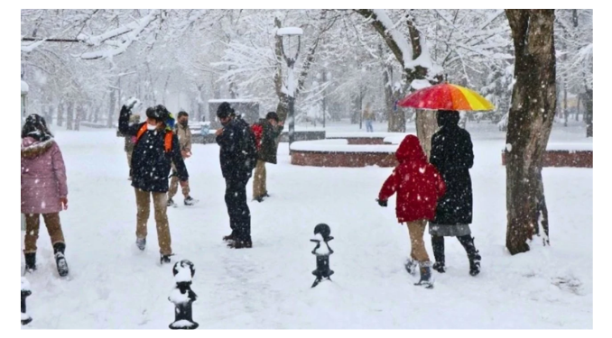 Yoğun kar yağışı beklenen Sivas’ta okullar tatil edildi