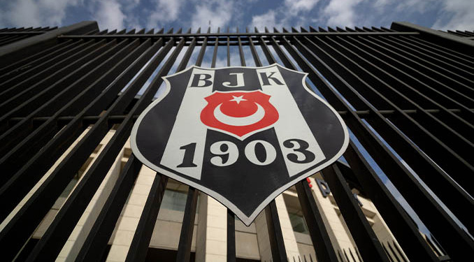 Çekilme kararı sonrası bir paylaşım da Beşiktaş’tan