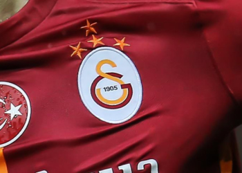 Galatasaray’da ayrılık: Roma’ya gidiyor!