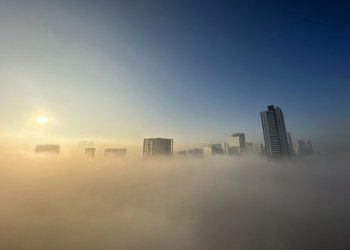 İstanbul ve Çanakkale sis altında