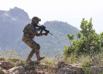 PKK/YPG’ye ağır darbe: 13 terörist etkisiz hale getirildi