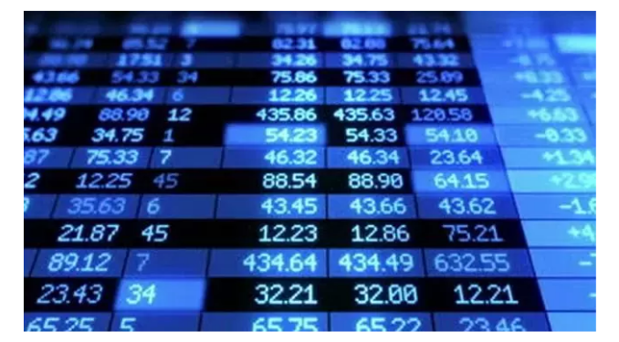 12 kritik göstergede al konumundaki 10 hisse