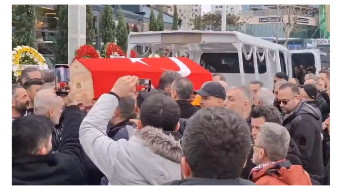 Usta sanatçı Volkan Konak’a veda!