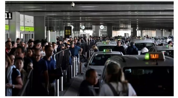 İspanya’da acil durum ilan edildi