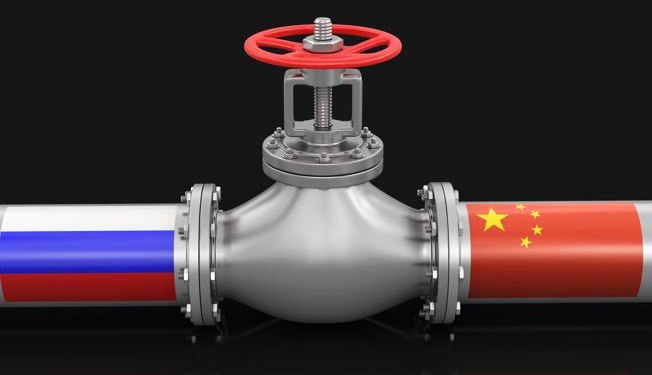 Çin’e petrol satışında Rusya’yı zorlayan iki rakip