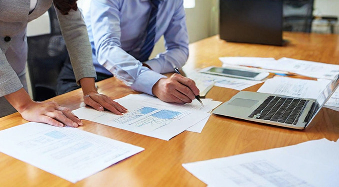 Herkes geri alım yapıyor, Katılımevim hisse satıyor