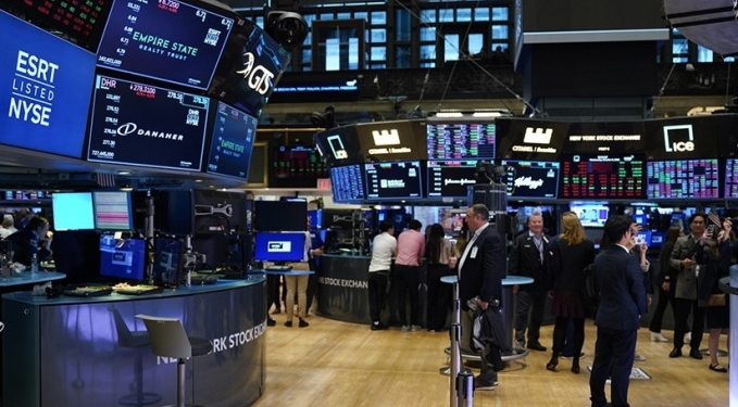 ABD borsaları Moody’s sarsıntısını aştı: Yükselişle kapandı