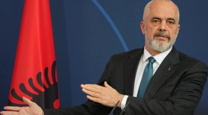 Arnavutluk Başbakanı’ndan Trump için ilginç yorum