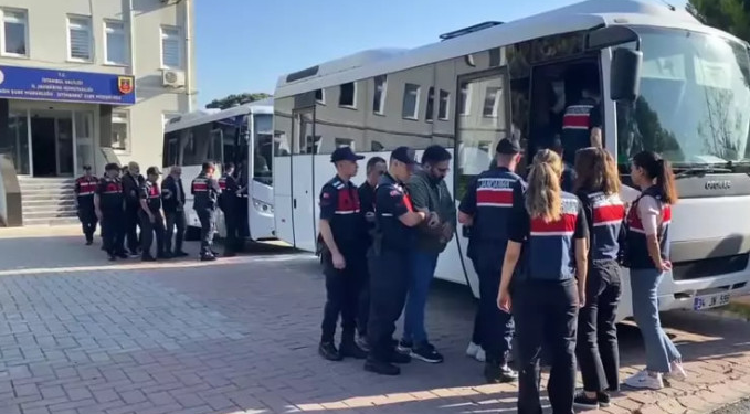 İBB’ye 3. dalga operasyonunda şüpheliler adliyeye sevk edildi