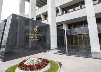 TCMB: Sıkılaşma adımları TL tercihini artırdı
