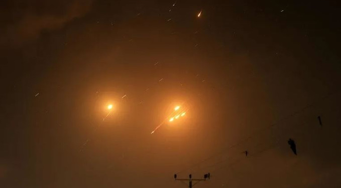 Devrim Muhafızları: Tel Aviv’i derhal terk edin