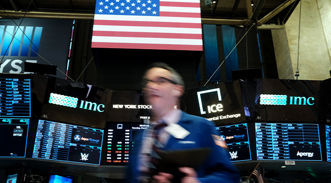 Ekonomik daralmaya rağmen Wall Street yükseldi