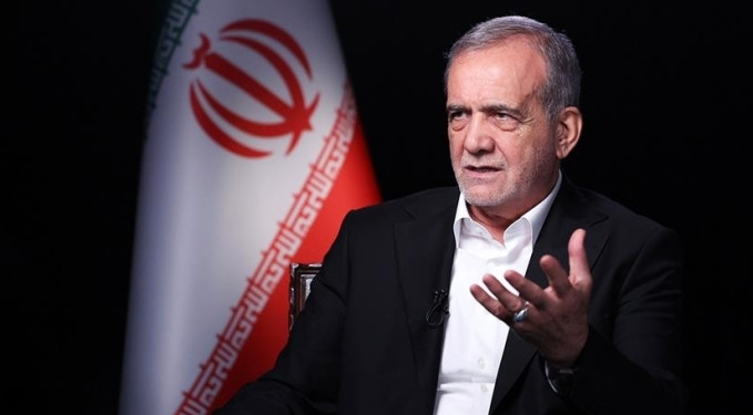 Pezeşkiyan: Siyonist rejim etkisiz kalınca ABD savaşa girdi