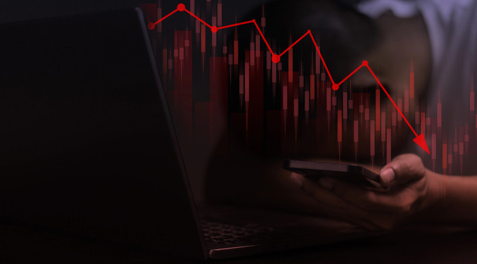 Renault CEO’sunun istifasıyla hisseleri düştü