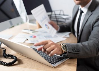 Dev borsa operatöründen sürpriz ayrılık kararı!