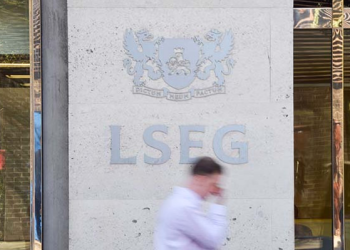 FTSE 100’ün en büyüğü New York yolcusu!