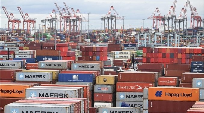 Gemiler ABD limanlarına hücum ediyor