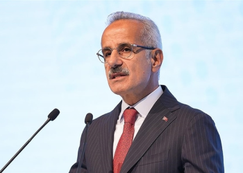 Uraloğlu: Deniz ticaret filomuz dünyada ilk 10’u hedefliyor