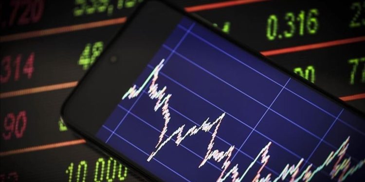 Belirsizlik Avrupa borsalarını baskılıyor