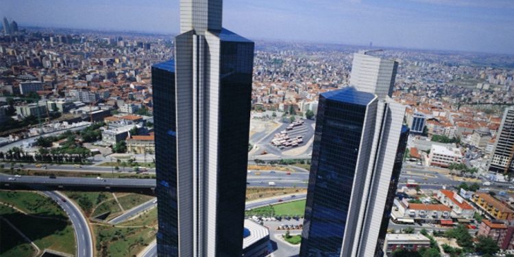 Sabancı’dan 2025’in ilk yarısında 42 milyar TL’lik kombine yatırım