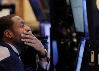 ABD borsaları tarife belirsizliklerinin artmasıyla düştü