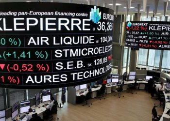 Avrupa borsaları İtalya hariç yükseldi