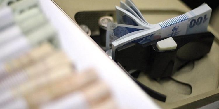 Beyannamelerde maktu damga vergisi tutarı artırıldı